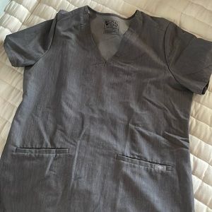 Figs scrub graphite grey top
